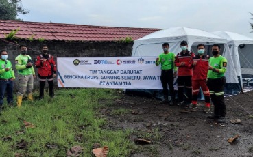 ANTAM Synergize with Ministry of Energy and Mineral Resources & SOEs Cares for Emergency Response Semeru in Lumajang