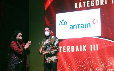 ANTAM Receives SOEs Award and BCOMSS Award 2022